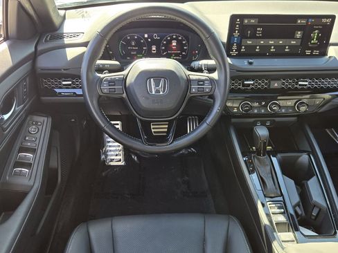 Used 2025 Honda Accord Sport image 13