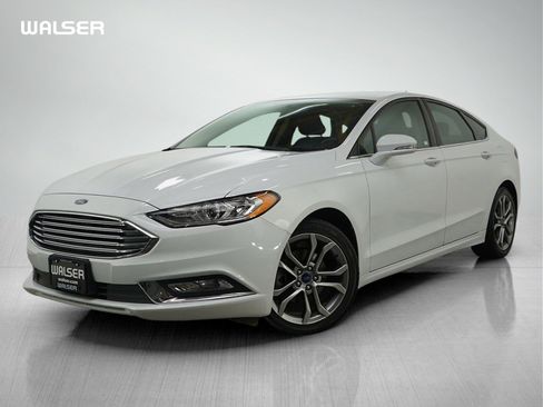 Used 2017 Ford Fusion SE w/ Equipment Group 201A image 1