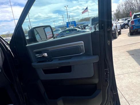 Used 2013 RAM 1500 Classic SLT image 16
