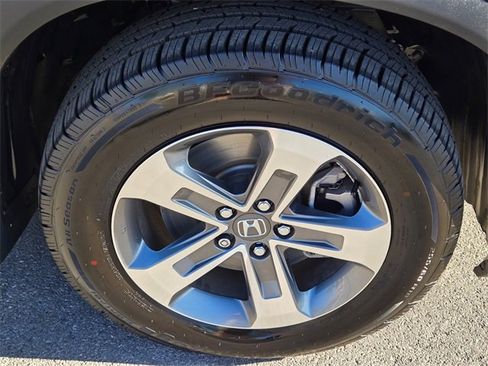 Certified 2023 Honda Pilot EX-L image 9