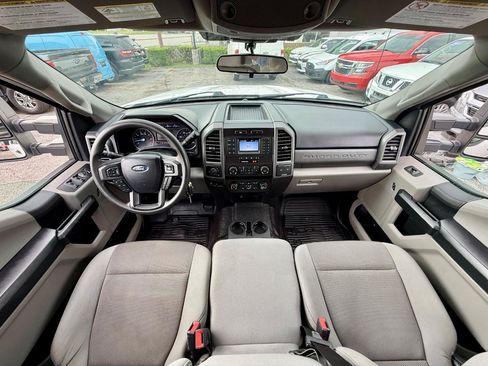 Used 2020 Ford F250 XL w/ Power Equipment Group RWD image 38