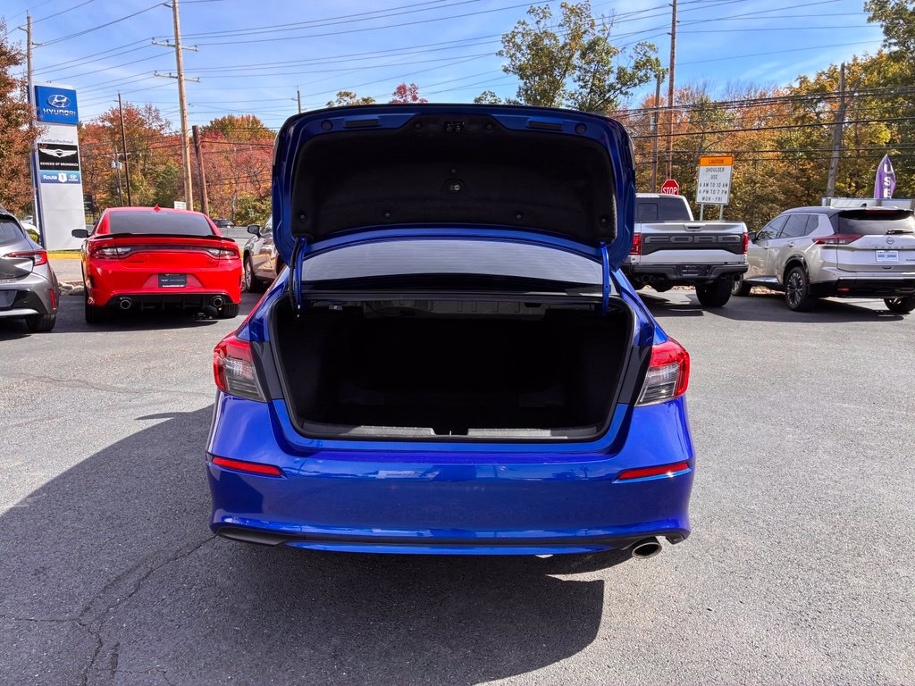 Used 2023 Honda Civic Sport image 11