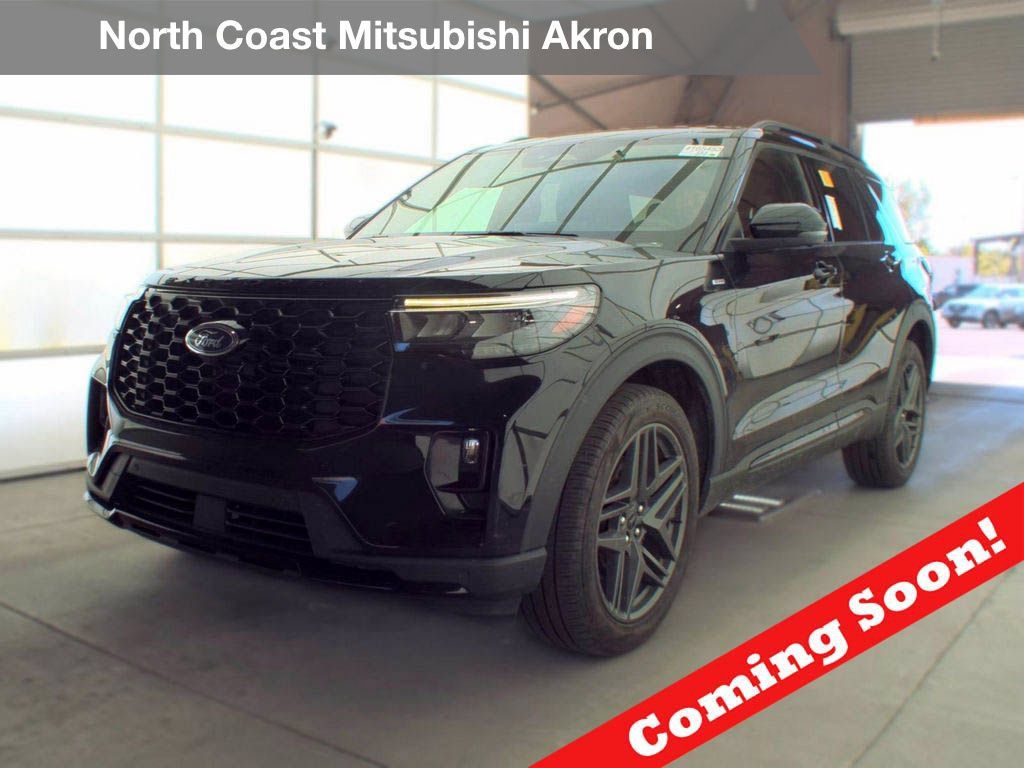 Used 2025 Ford Explorer ST-Line w/ ST-Line Street Pack AWD/4WD image 1