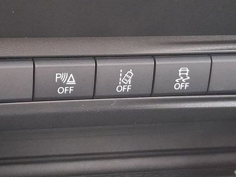 Used 2025 Dodge Charger R/T w/ Plus Group image 26