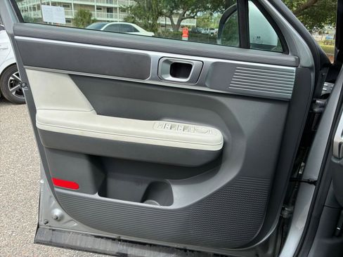 Used 2025 Hyundai Santa Fe SEL AWD/4WD image 18