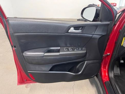 Used 2017 Kia Sportage EX w/ EX Premium Package image 24