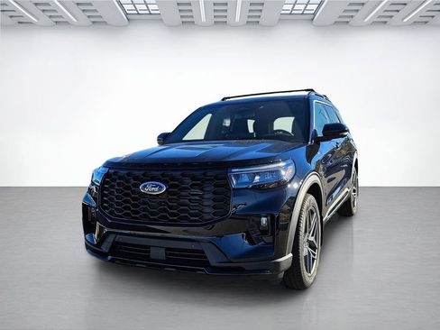 New 2026 Ford Explorer ST-Line w/ ST-Line Street Pack image 9