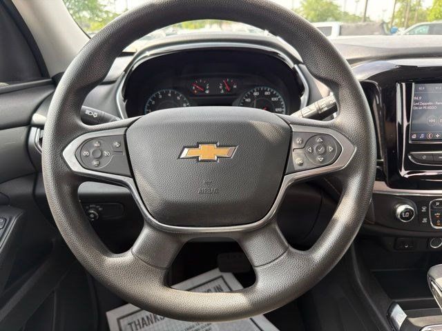 Used 2021 Chevrolet Traverse LS AWD/4WD image 24
