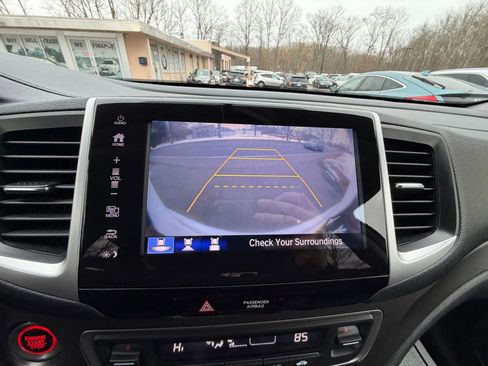 Used 2017 Honda Pilot EX image 29