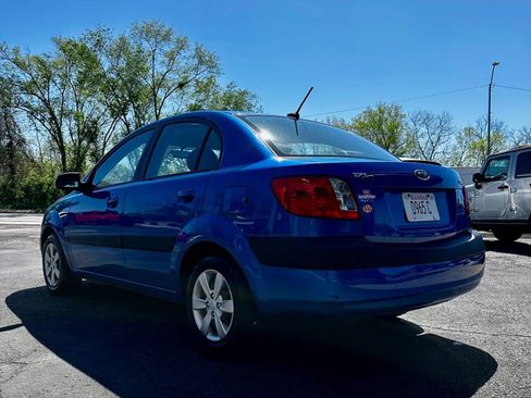Used 2009 Kia Rio LX w/ PWR Pkg image 3