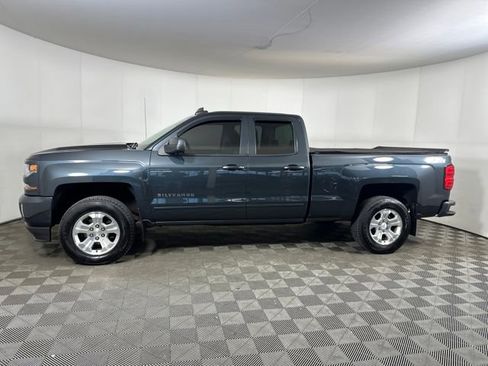 Used 2018 Chevrolet Silverado 1500 LT w/ All Star Edition image 6