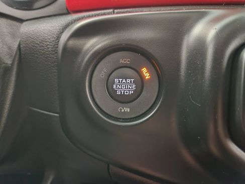 Used 2021 Jeep Gladiator Rubicon AWD/4WD image 20