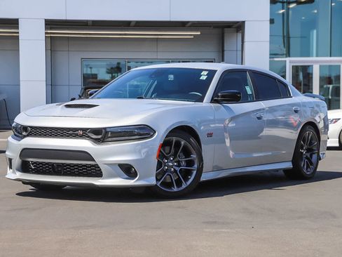 Used 2023 Dodge Charger Scat Pack w/ Plus Group RWD image 1