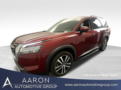 Used 2023 Nissan Pathfinder Platinum w/ Lighting Package (N93)
