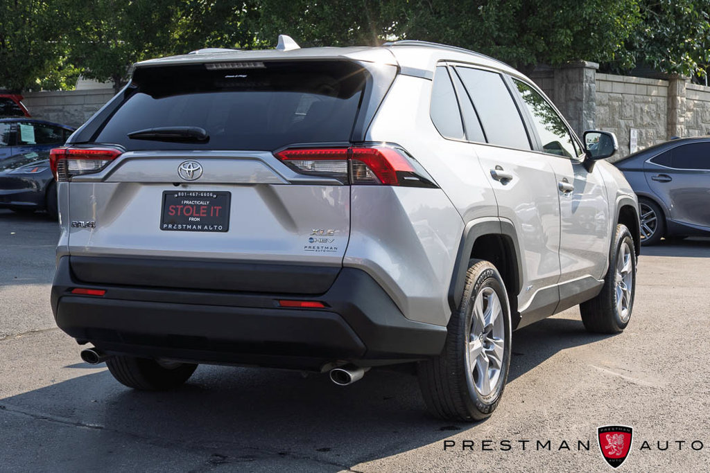 Used 2025 Toyota RAV4 XLE AWD/4WD image 17