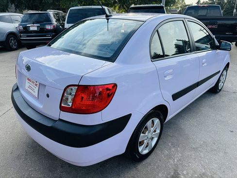 Used 2009 Kia Rio LX w/ PWR Pkg FWD image 3