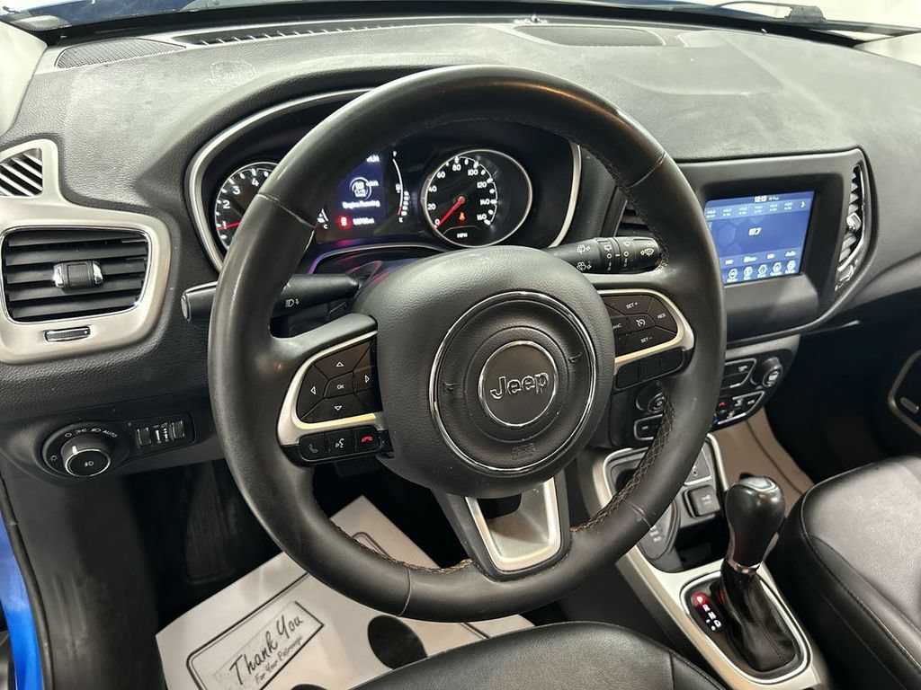 Used 2021 Jeep Compass Latitude w/ Sun and Sound Group AWD/4WD image 4