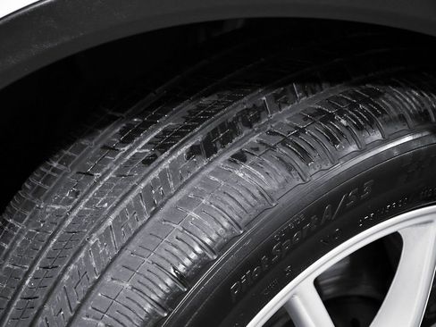 Used 2022 Porsche Cayenne Coupe image 86