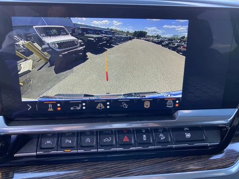 Used 2026 GMC Sierra 1500 Elevation w/ Elevation Premium Package AWD/4WD image 17