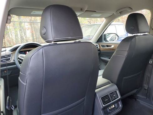 New 2026 Volkswagen Atlas SE image 12