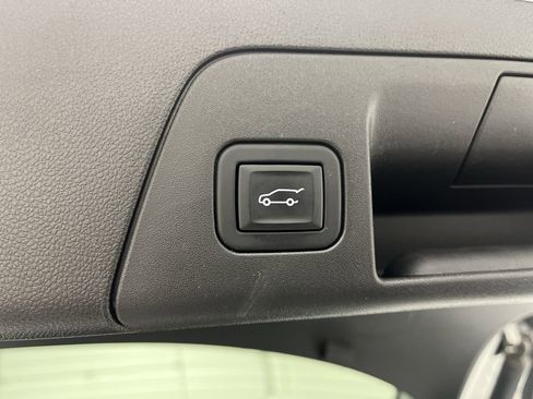 Certified 2023 Buick Envision Essence image 31