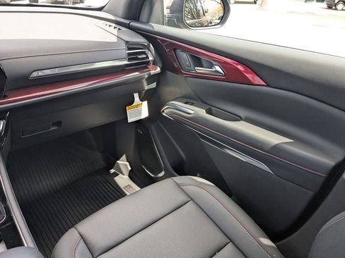 New 2026 Chevrolet Traverse Z71 w/ Enhanced Driving Package AWD/4WD image 16