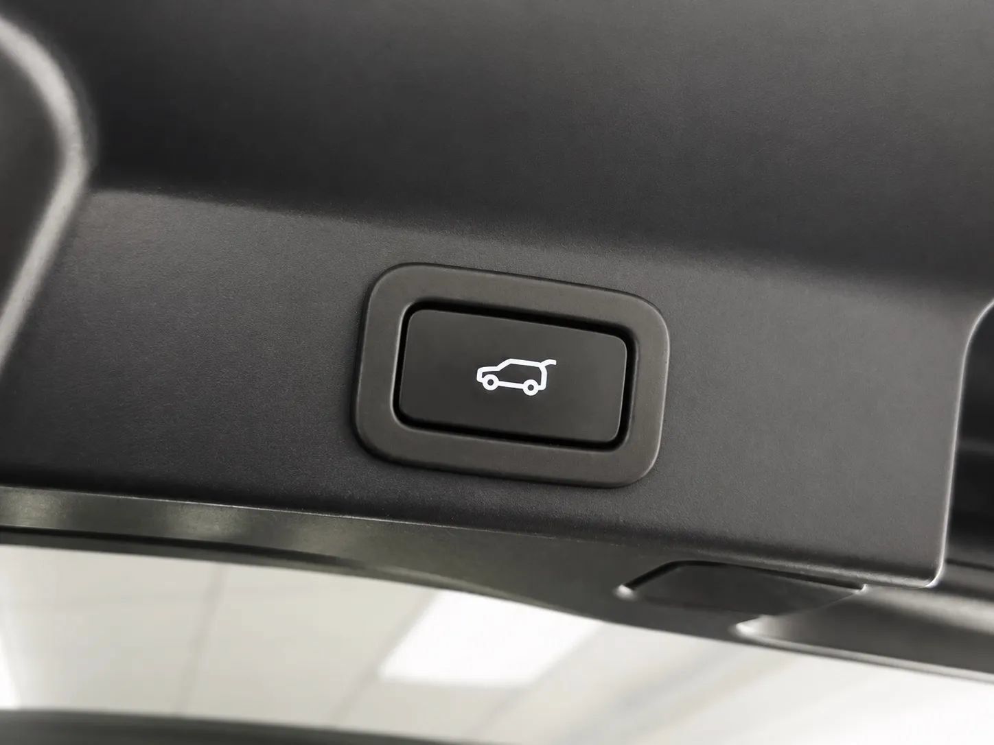 Used 2022 Jaguar F-PACE S AWD/4WD image 29