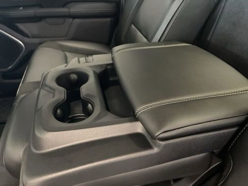 New 2026 RAM 1500 Laramie AWD/4WD image 19