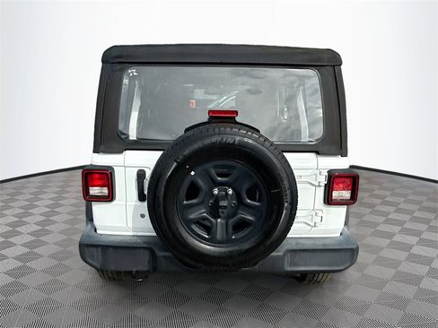 Used 2021 Jeep Wrangler Unlimited Sport image 7