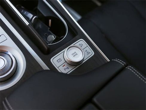 Used 2024 Genesis GV80 3.5T w/ Advanced Package image 23