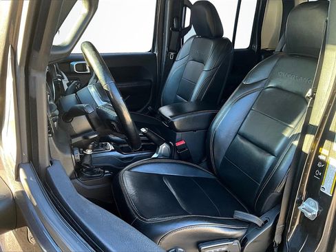 Used 2020 Jeep Gladiator Overland w/ LED Lighting Group image 19