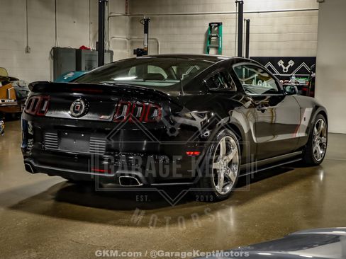 Used 2013 Ford Mustang GT Premium RWD image 8