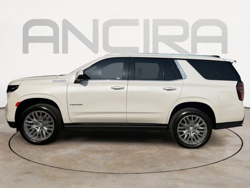 Used 2024 Chevrolet Tahoe High Country RWD image 8