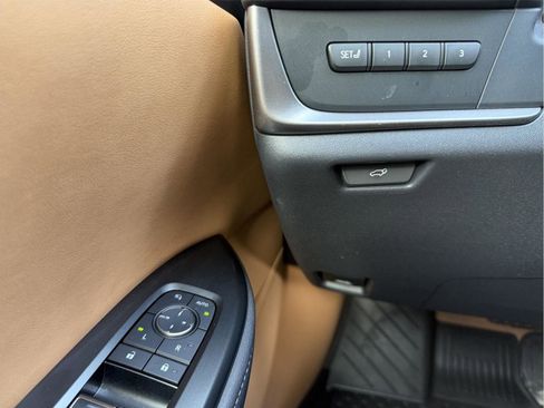 Certified 2024 Lexus RZ 300e Premium w/ Accessory Package (Z1) FWD image 18