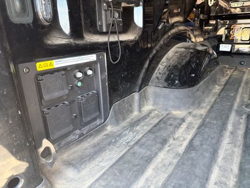 Used 2021 Ford F150 Lariat AWD/4WD image 12