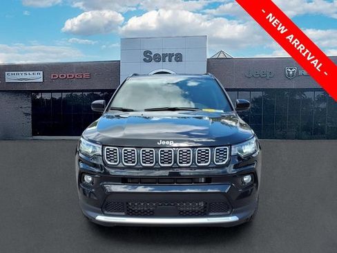 Used 2024 Jeep Compass Limited AWD/4WD image 2