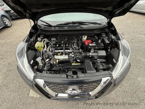 Used 2020 Nissan Kicks S image 17