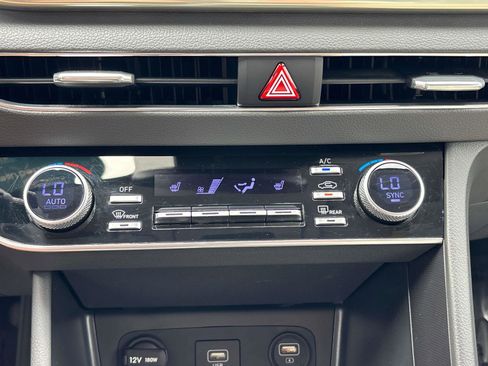 Used 2023 Hyundai Sonata SEL w/ Preferred Accessory Package image 24