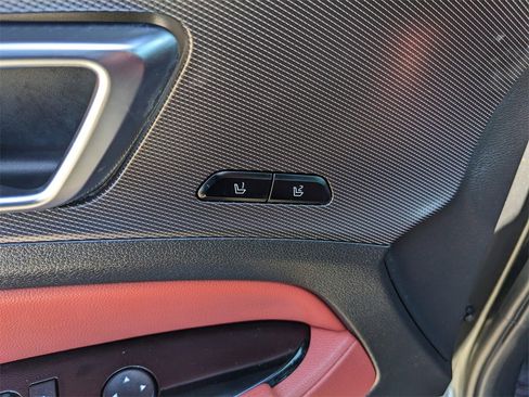 Certified 2025 Kia Sportage SX Prestige image 22