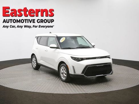 Used 2024 Kia Soul LX w/ Option Group 015 image 49