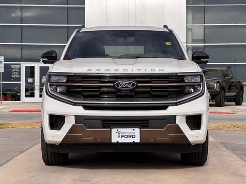 New 2025 Ford Expedition King Ranch image 45