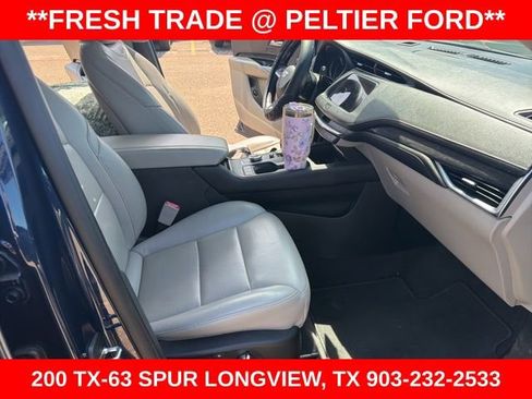 Used 2020 Cadillac XT4 Premium Luxury FWD image 22