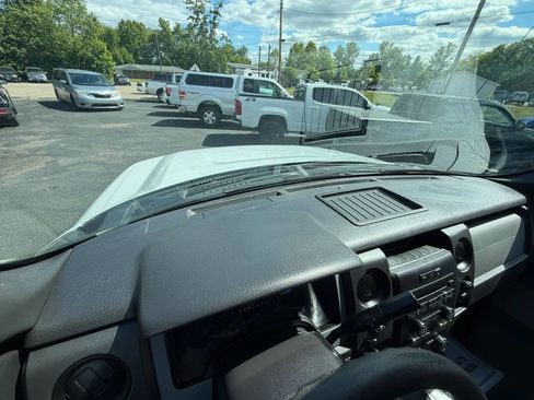 Used 2011 Ford F150 XL w/ HD Payload Pkg AWD/4WD image 35