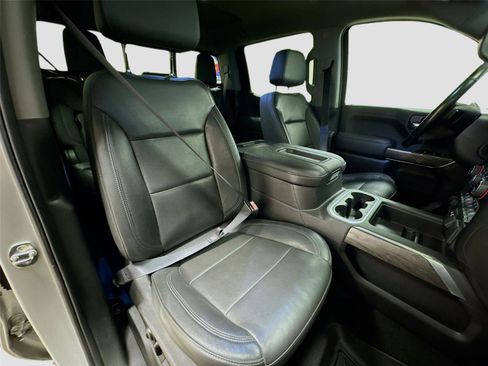 Used 2019 Chevrolet Silverado 1500 LTZ w/ LTZ Plus Package RWD image 27