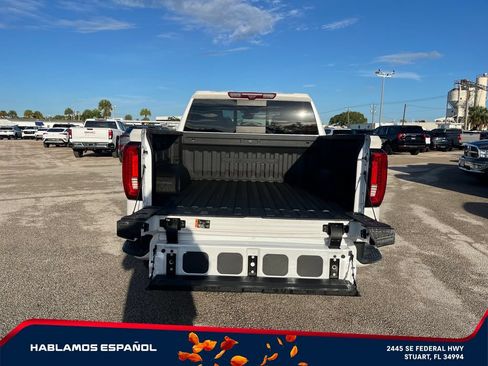 Used 2023 GMC Sierra 1500 Denali w/ Denali Reserve Package AWD/4WD image 11