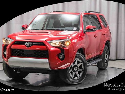 Used 2023 Toyota 4Runner TRD Off-Road Premium w/ Moonroof Package AWD/4WD image 1