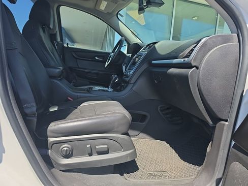 Used 2017 GMC Acadia Limited SLT AWD/4WD image 18