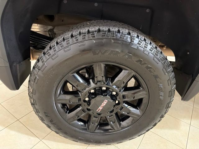 Used 2026 GMC Sierra 2500 AT4 AWD/4WD image 29