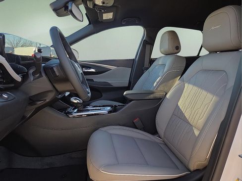 New 2026 Buick Envista Avenir FWD image 15
