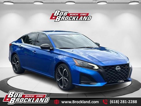 Used 2025 Nissan Altima 2.5 SR FWD image 1